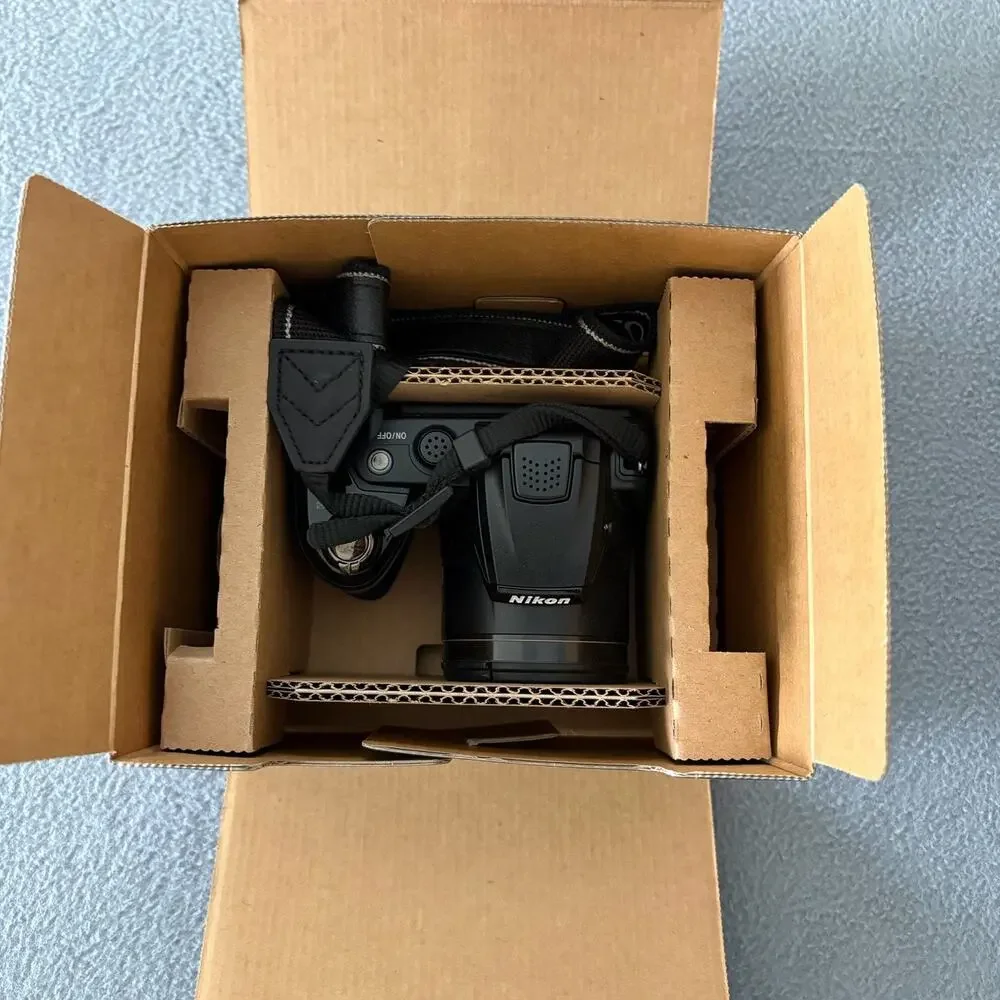 NEW IN BOX Nikon COOLPIX L310 14.0MP 21x Optical Zoom Digital Camera - TESTED